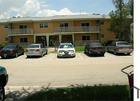 Building Photo 4
