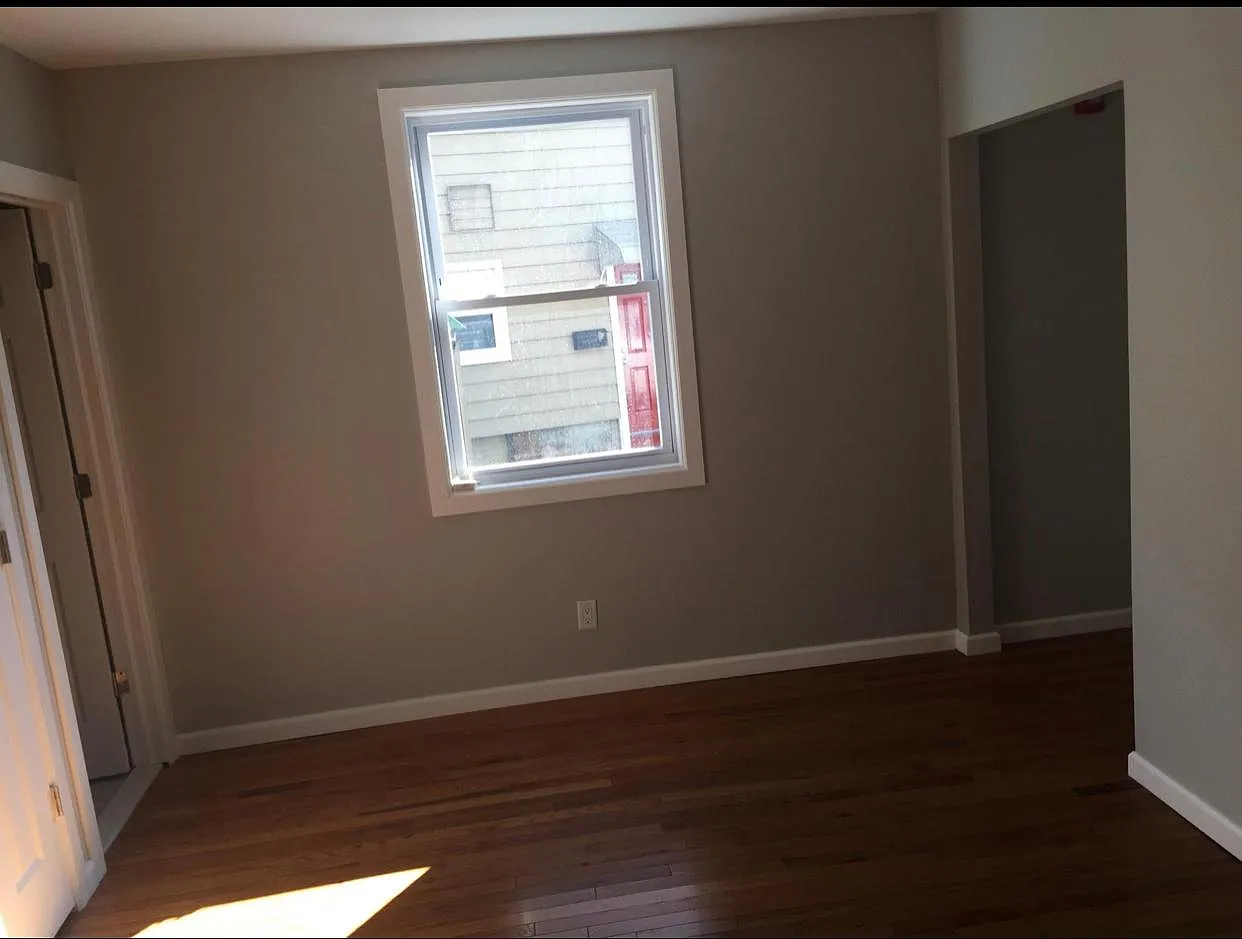 21 E Barbour St — Photo 4