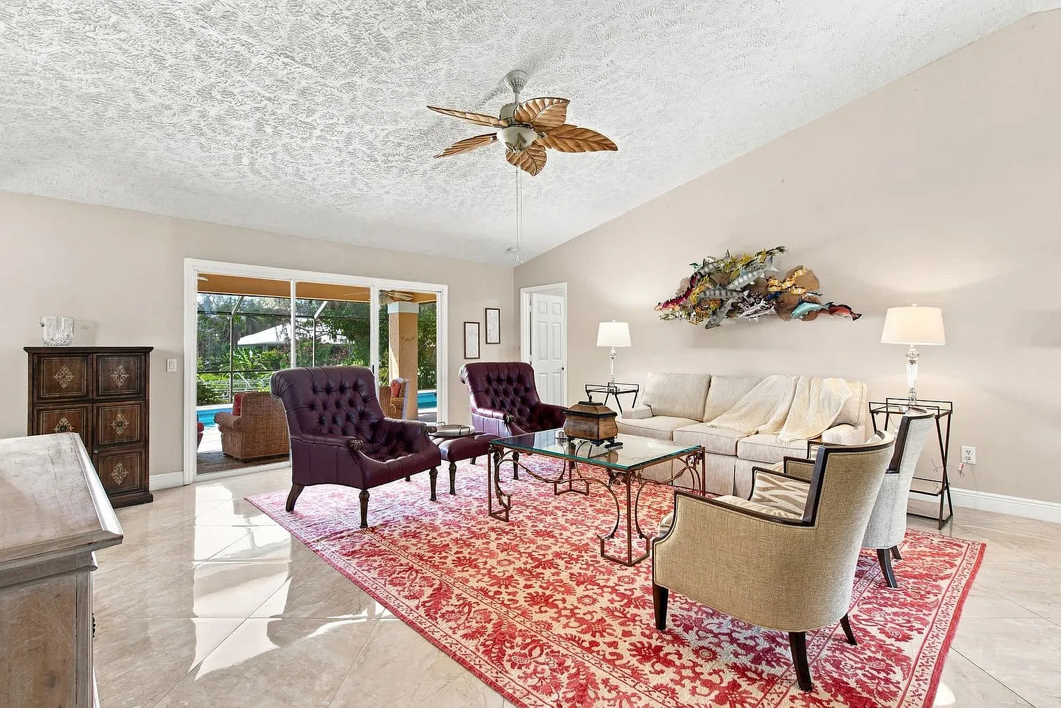 3 bed, 2.0 bath, 1689 sqft, $6,158 — Photo 1