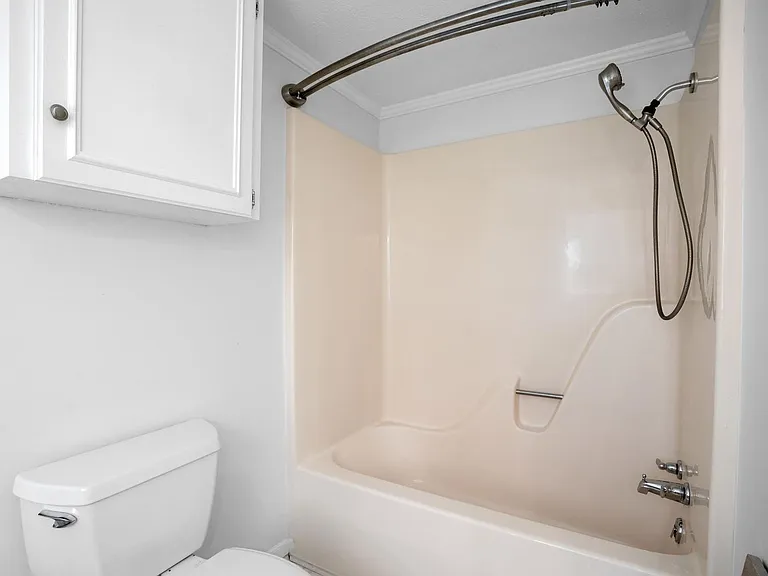 830 Tigerville Rd #B — Photo 11