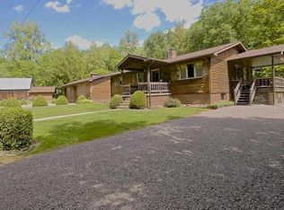 414 Dark Hollow Rd, Confluence, PA 15424