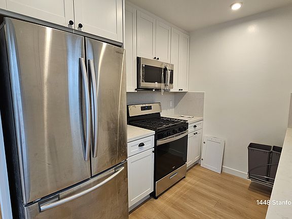 5th image of 1448 Stanford St APT E