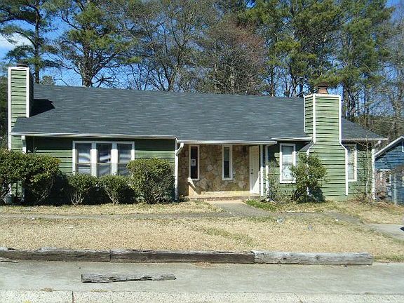 2nd image of 2851 Lakemont Dr SW