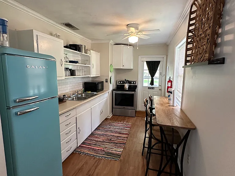 604 Wheeler St — Photo 7