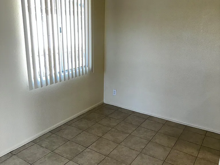 13554 Cantlay St #8 — Photo 9