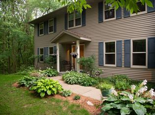 1296 Franklin Dr, Cleveland, WI 53015