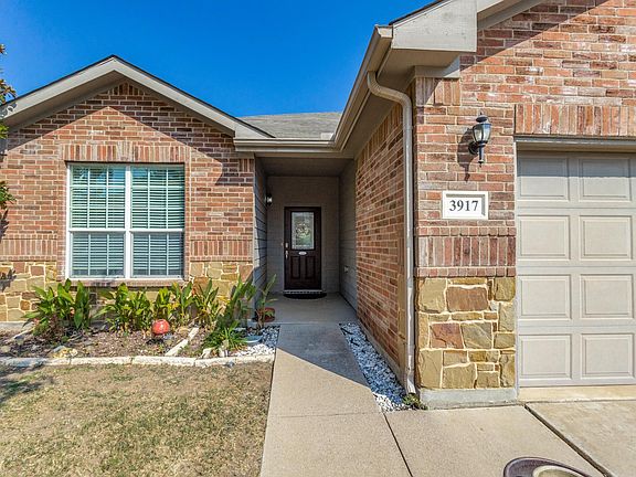 2nd image of 3719 Polar Brook Dr