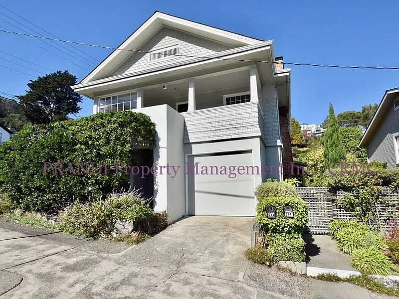 2 bed, 1.0 bath, 900 sqft, $3,500 — Photo 1