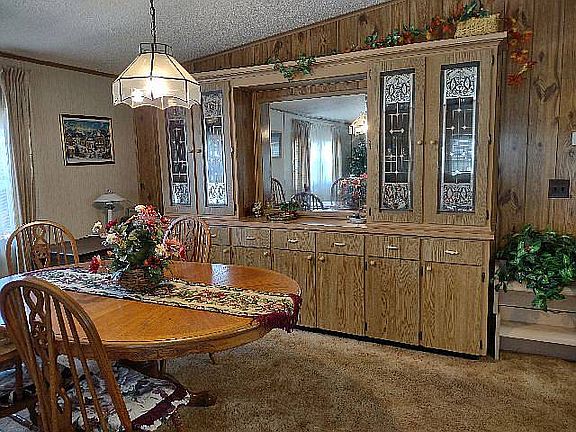 4th image of 726 Lake Larch Dr #296