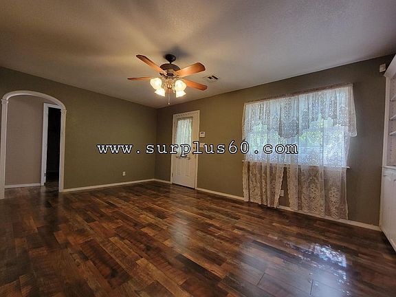 4th image of 1412 W Quarles St