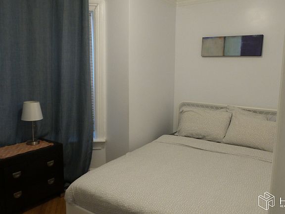 5th image of 87 Magnolia Ave #1