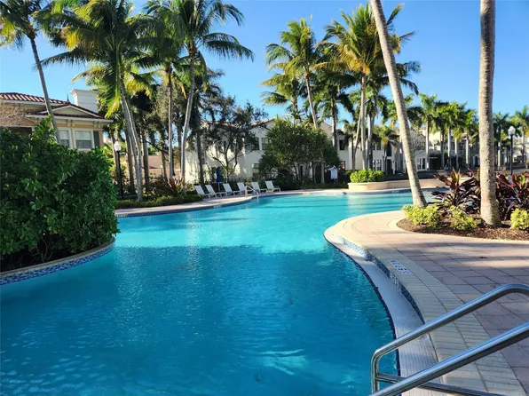 12698 NW 32nd Pl, Fort Lauderdale, FL 33323