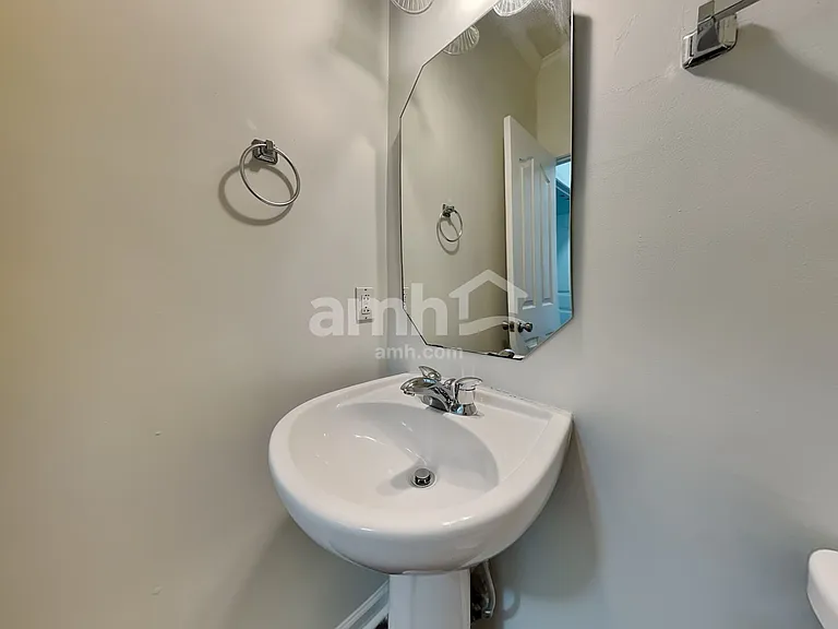 2800 Meherrin Ct — Photo 10