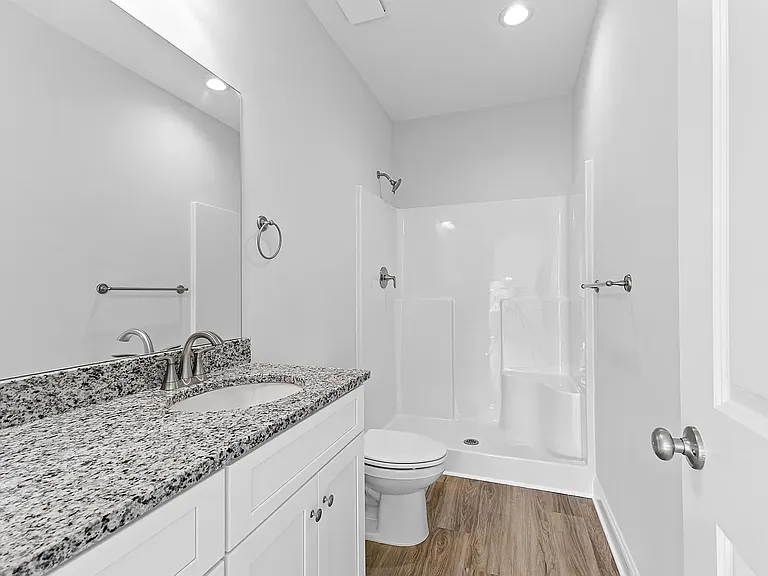 234 Lenox Cir — Photo 6