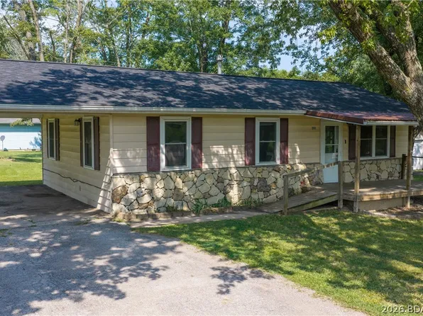 201 N Sandfort Ave, Eldon, MO 65026