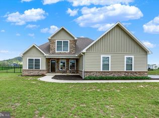 271 Speece Ln, Dauphin, PA 17018