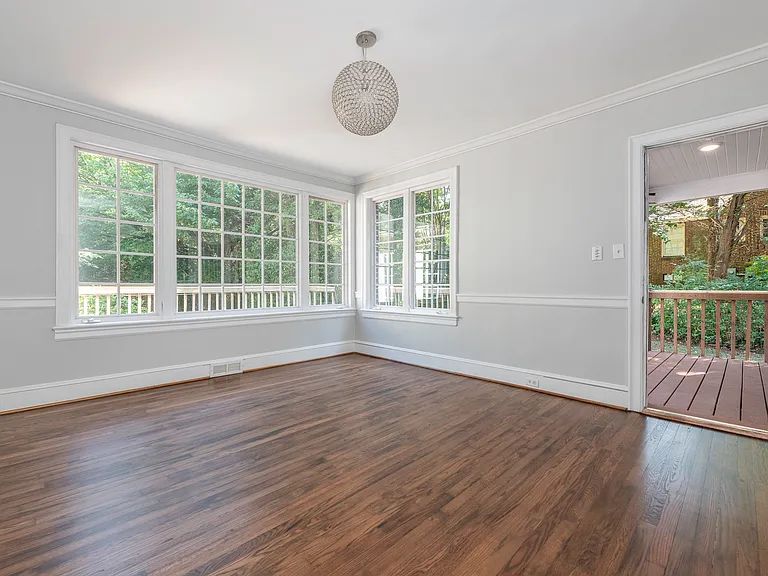 4001 Churchill Rd — Photo 9