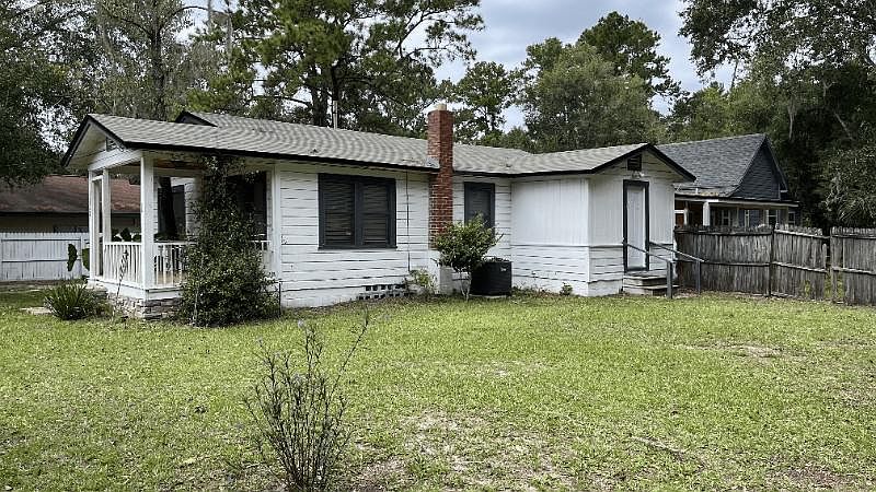 1st image of 1102 NW 45th Ave #1