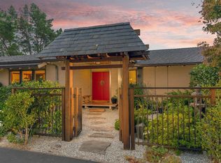 141 Stonegate Rd, Portola Valley, CA 94028