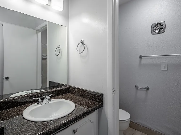 Classic unit - 2-bedroom, 1.5 bath