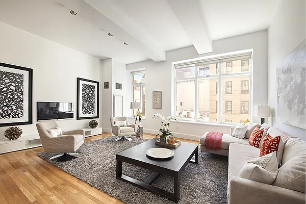 Sold by Stribling | media 18