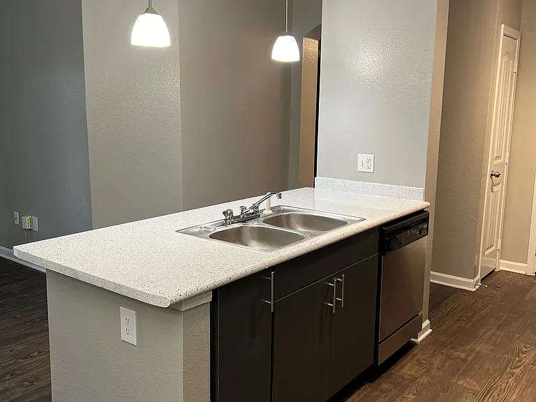 Dry Creek Ranch Apartments — Photo 57