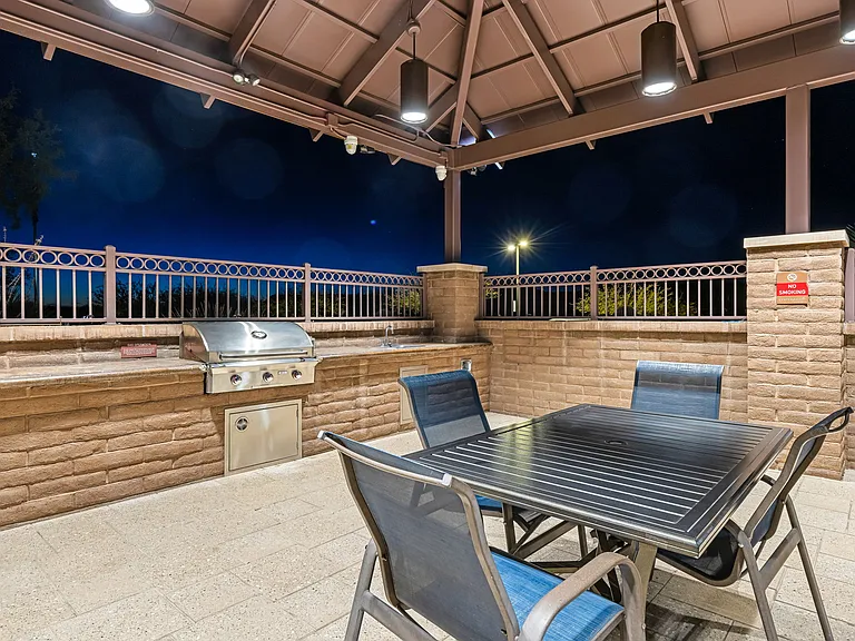 1005 W Lark Bunting Ln — Photo 58