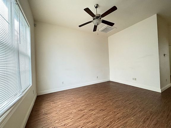 3rd image of 901-929 S Barnett Springs St #919