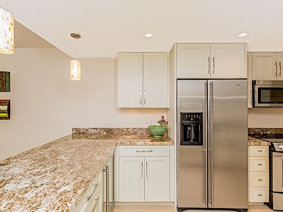 5th image of 511 Bayshore Dr APT 709
