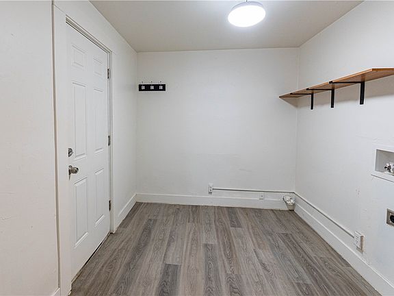 4th image of 3714 5th Ave S