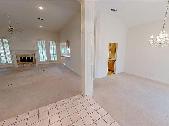 4th image of 605 Charleston Dr