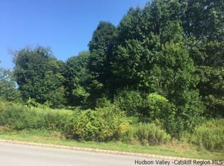 11 Wiltse Ln #55, Poughkeepsie, NY 12603