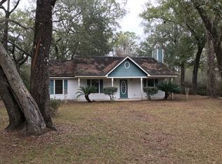 100 Mackery Woods Rd, Sopchoppy, FL 32358