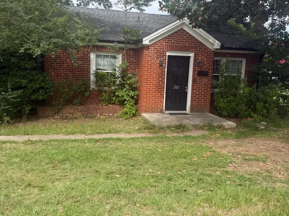 202 Mitchell Ave, Franklinton, NC 27525