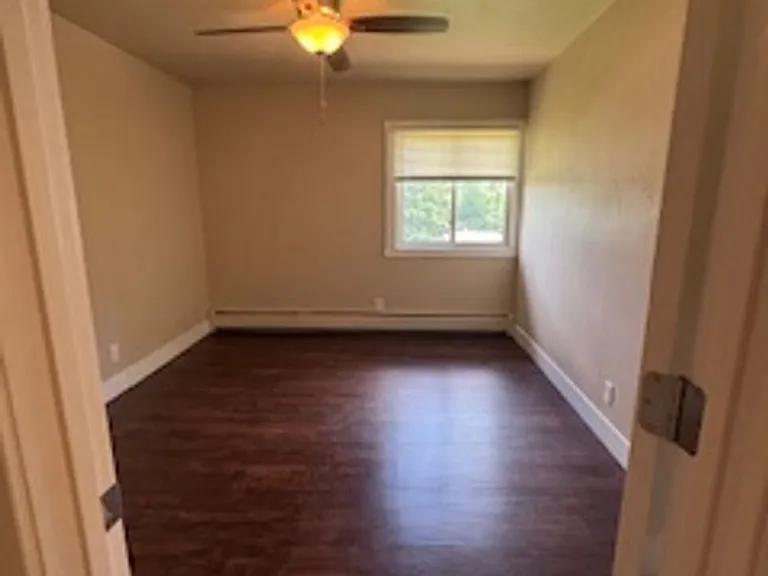 College Street Apartments — Photo 5
