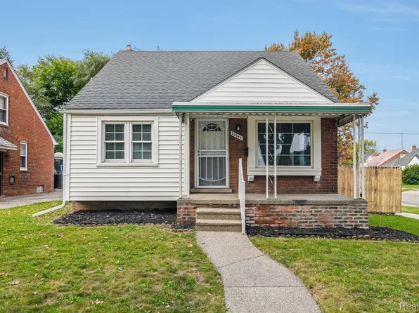 20545 Regent Dr, Detroit, MI 48205