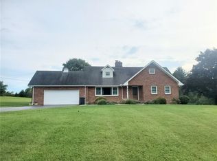 537 Mercer Rd, Slippery Rock, PA 16057