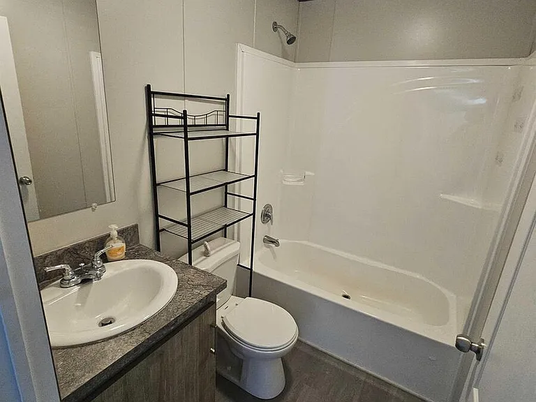 5705 Heather View Ln — Photo 8