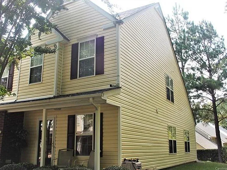11820 Kevin Henry Pl — Photo 2