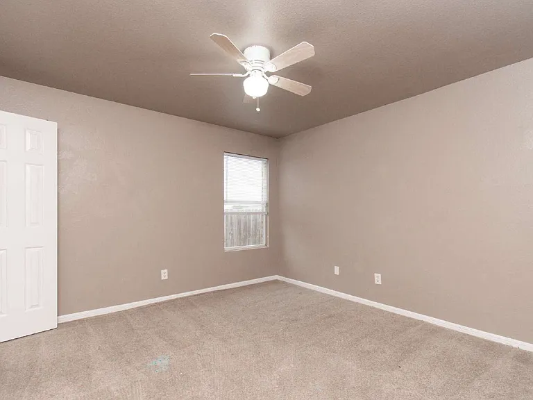 4004 Bull Run Dr — Photo 26