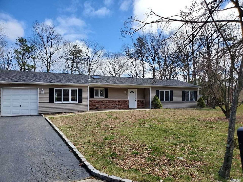 1st image of 17 Griffin Dr