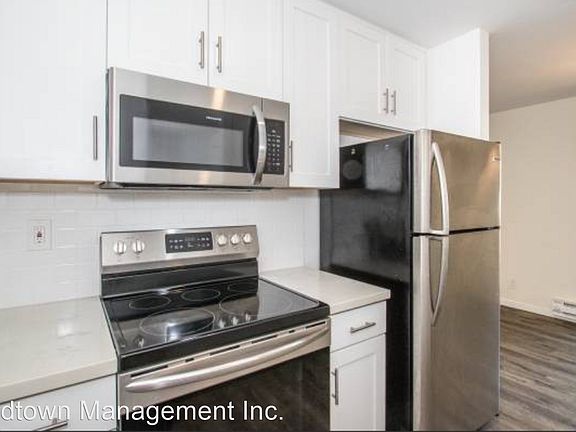 4th image of 285 College Ave #11770593
