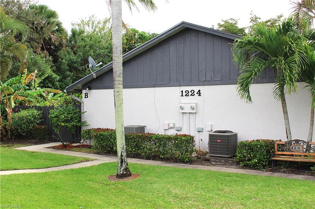 1224 Shibumy Cir APT B, West Palm Beach, FL 33415 | Zillow