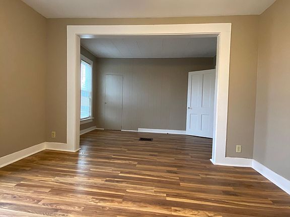 5th image of 411 N 2nd St