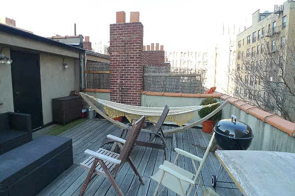 Rented by Level Group | media 27