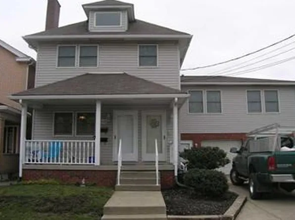 1622 Henrici St, Ambridge, PA 15003