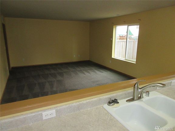 4th image of 5104 201st Street Ct E