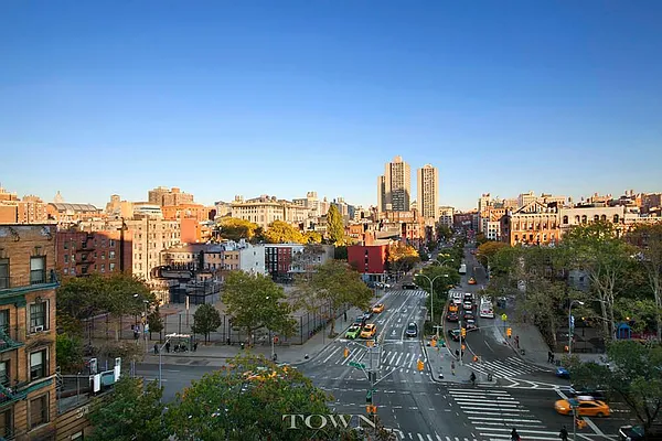 Sold by Town Residential | media 18