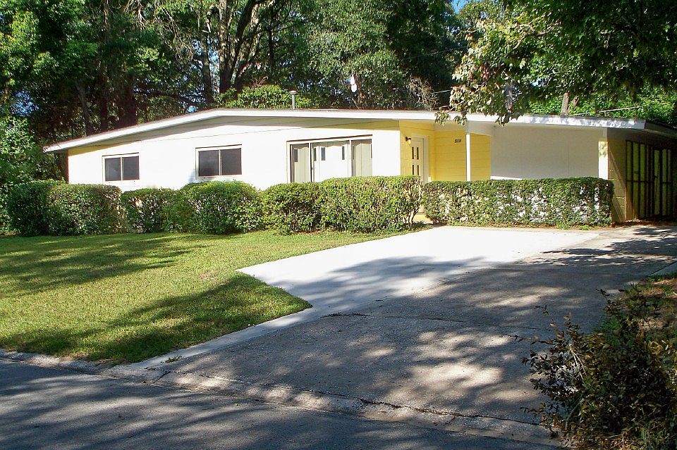 518 NW 34th Dr