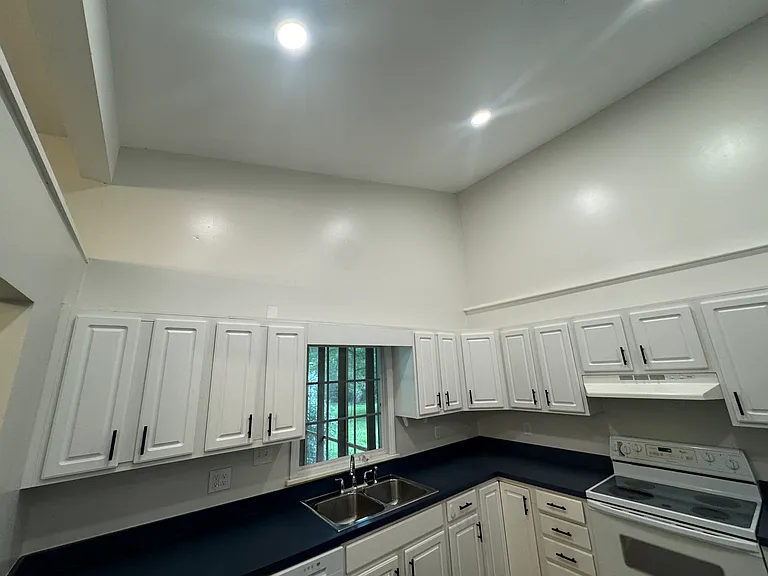 616 Cross Bridge Cir — Photo 11